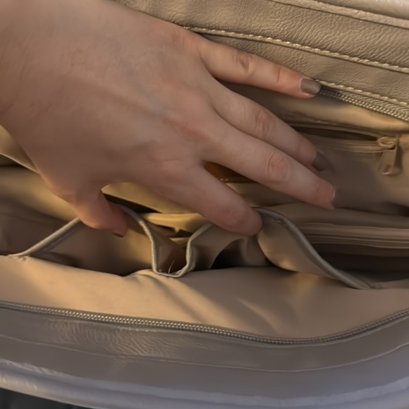 Nine West zip up tote - Picture 13 of 15